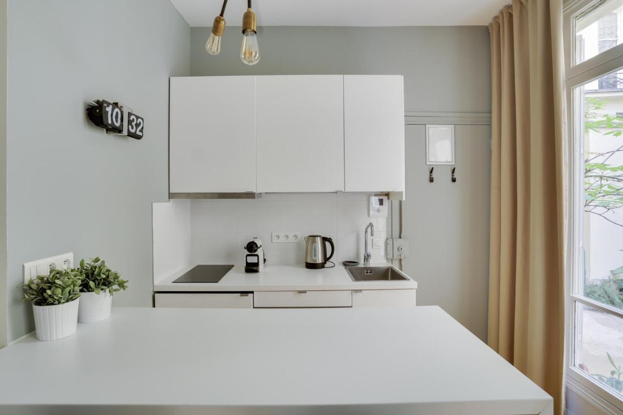 Charmant Studio Au Coeur De Paris Pour 2 Personnes By Weekome Zewnętrze zdjęcie